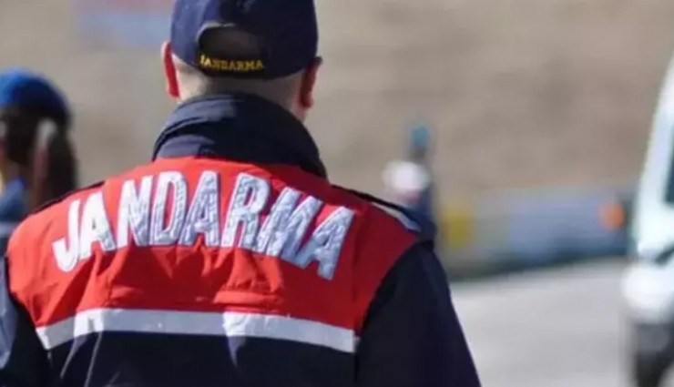 İzmir’de terör propagandasına baskın: Tespit edilen kişilere operasyon