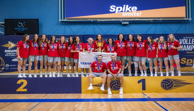 Yaşar Üniversitesi Kadın Voleybol Takımı Avrupa ikincisi oldu