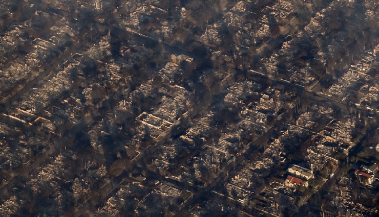 Los Angeles'taki orman yangınlarında 166 bin kişiye tahliye uyarısı