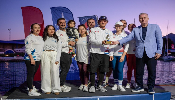 Cumhuriyet Kupası Yat Yarışlarında ödüller sahiplerini buldu