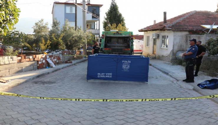 Denizli'de acı olay: Çöp kamyonunun altında kalan yaşlı kadın hayatını kaybetti