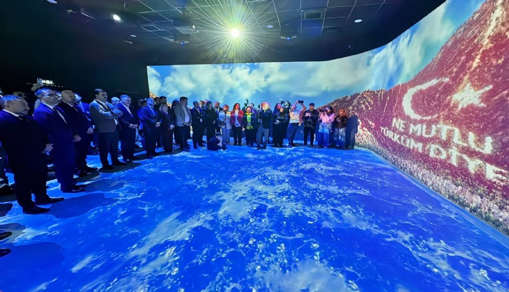 Menemen Dijital Deneyim Merkezi açıldı