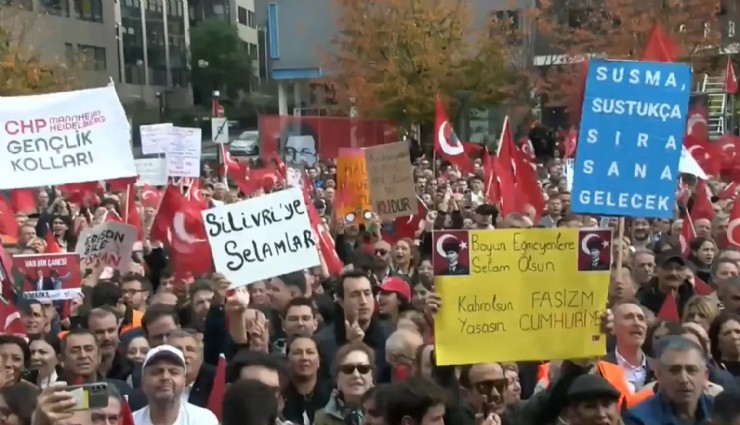 Özgür Özel Avrupa'da Avrupalı liderleri eleştirdi