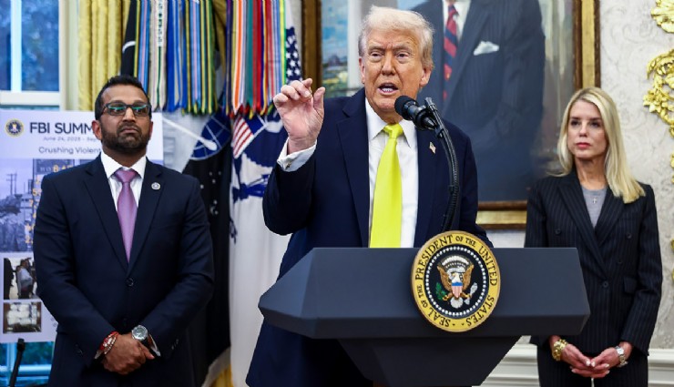 Trump, CIA'ye Venezuela'da operasyon yetkisi verdiğini doğruladı