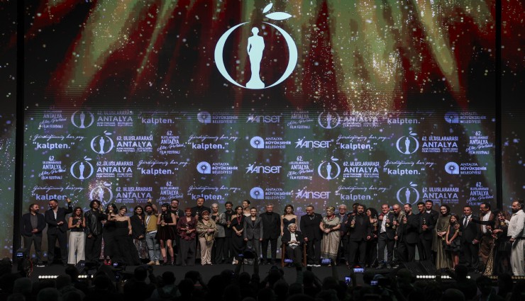 62. Altın Portakal'a ‘Tavşan İmparatorluğu' 7 ödülle damga vurdu