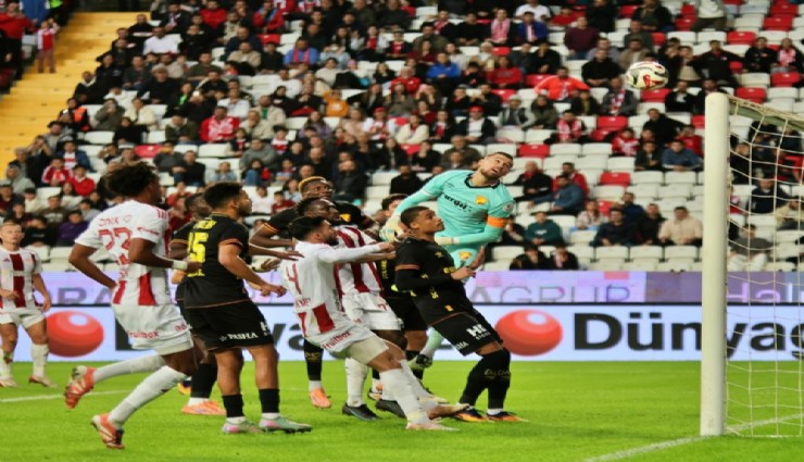 Göztepe, Antalyaspor’dan deplasmanda 3 puan almayı başardı