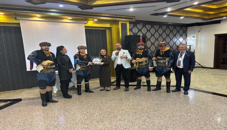 Sağlık Turizmi konferansında Büyükelçiler ‘Zeybek’ oynadı