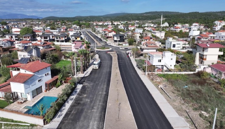 Urla’da iki caddeye yeni çehre