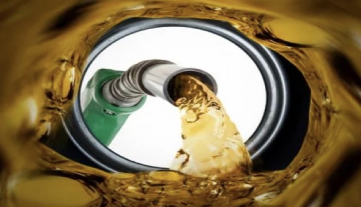 Benzin fiyatları düşüyor mu? Çarşamba günü için indirim beklentisi