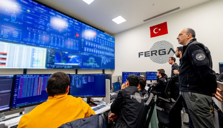 Fergani’den tarihi adım: Dünya tarihinde ilk kez hibrit yörünge motoru uzayda ateşlendi