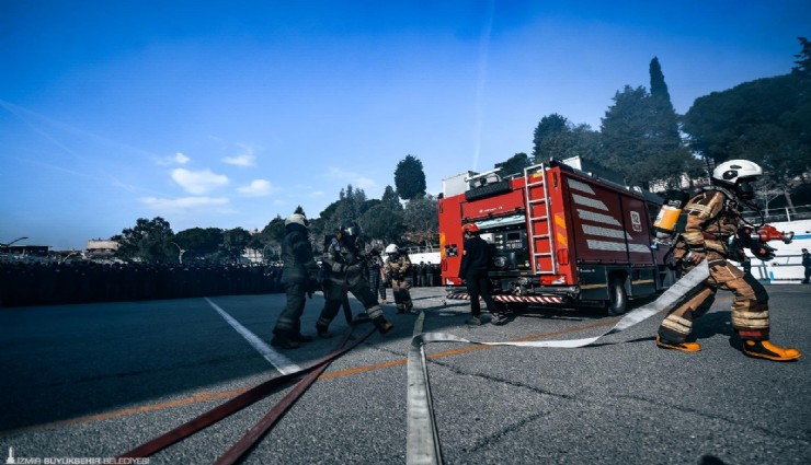 İtfaiye ekiplerinden polis okulunda yangın tatbikatı