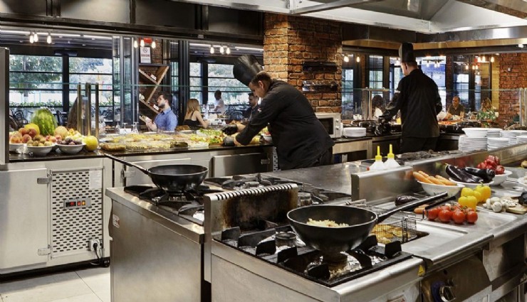 İzmir’de bir sektör lideri: Bortar’dan 100 bin kişiye yemek