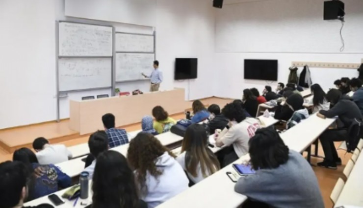 İzmir'deki üç üniversite akademik personel arıyor