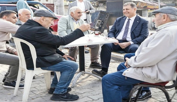 İzmir’in arka mahalleri Türkiye gündeminde: Saygı Öztürk Tugay’la yaşanan değişimi yazdı