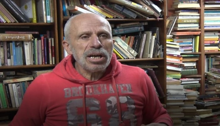 Kitap okumayın diyen adam sahaf çıktı