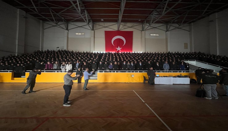 ‘Köklü Gelenekten Modern Geleceğe' Aile Çalıştayı İzmir'de gerçekleştirildi