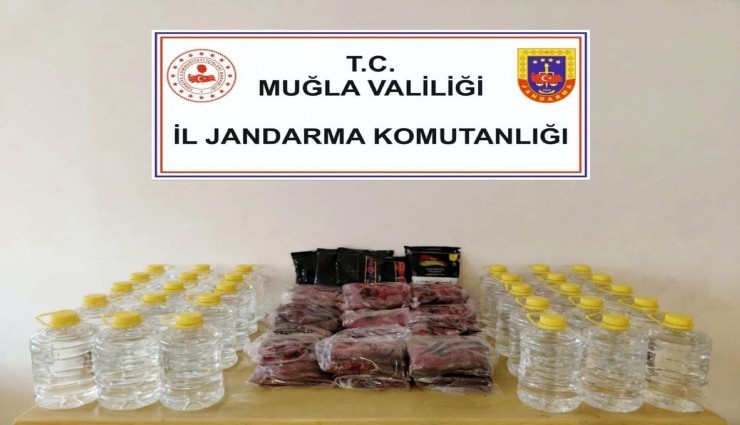 Muğla'da yenil yıl öncesi 1 ton 235 litre kaçak içki ele geçirildi