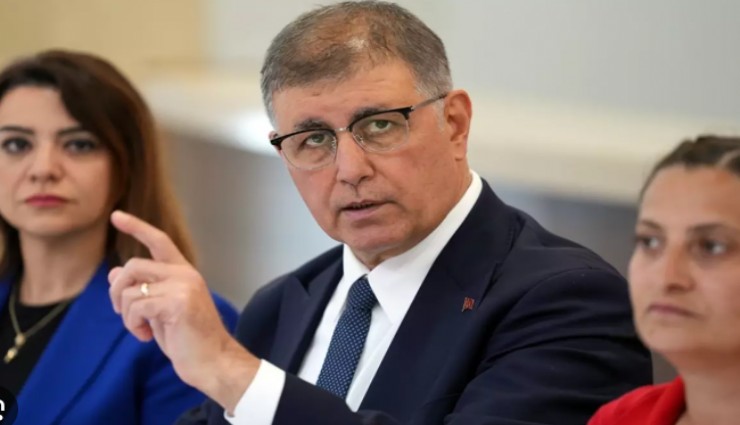 Tugay: Aylık gelir 4.3 milyar, personel gideri 5.8 milyar lira, sınırı aşan eylem olursa İzmirlilere rakam rakam anlatırım