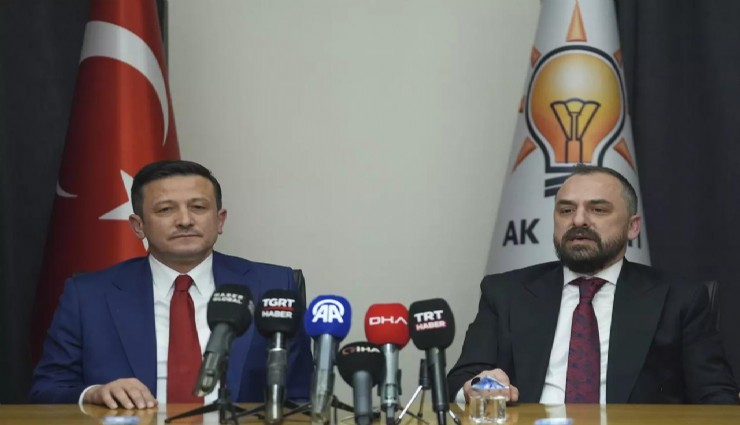 AK Parti Tanıtım ve Medya Başkanlığında devir teslim töreni yapıldı