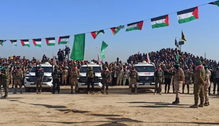 Hamas, 3 İsrailli esiri Kızılhaç'a teslim ederek serbest bıraktı