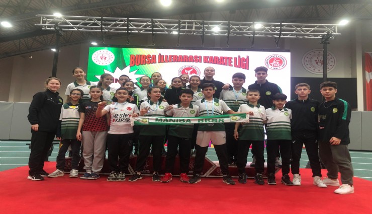 Manisa BBSK Karate Takımından 8 madalya