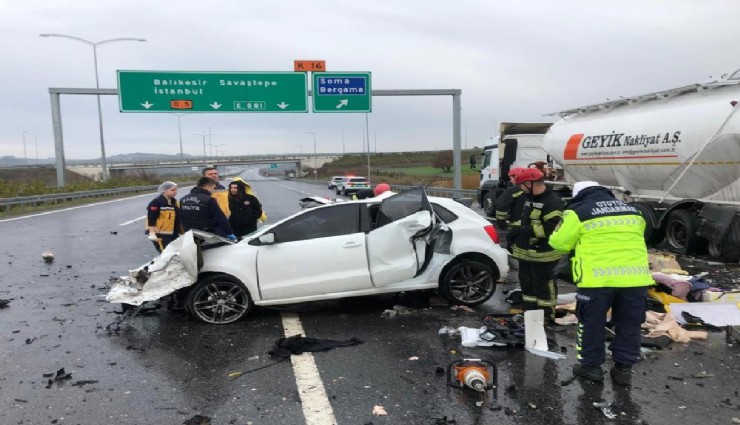 Manisa'da trafik kazası: 2 kişi hayatını kaybetti