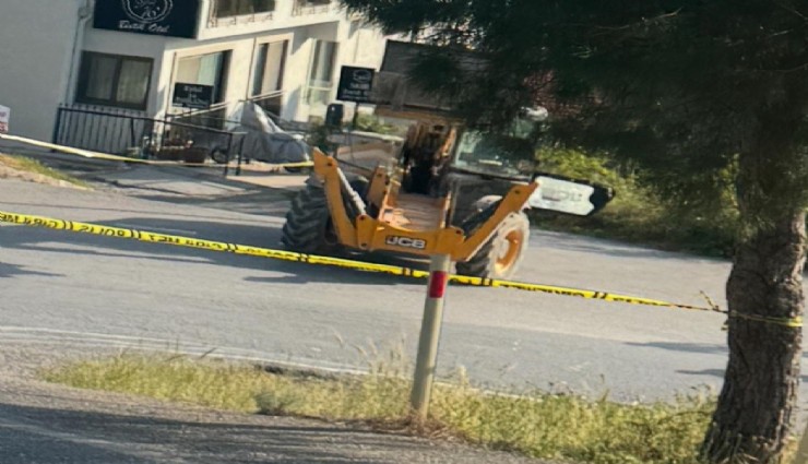 Çeşme'de kepçe operatörüne silahlı saldırı