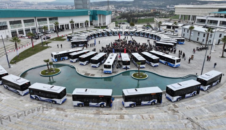 İzmir Büyükşehir Belediyesi'nin 41 yeni göz bebeği ulaşımda yerini aldı