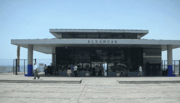 İzmir'de Valilik kararıyla Alsancak vapur iskelesi yarın kapalı tutulacak