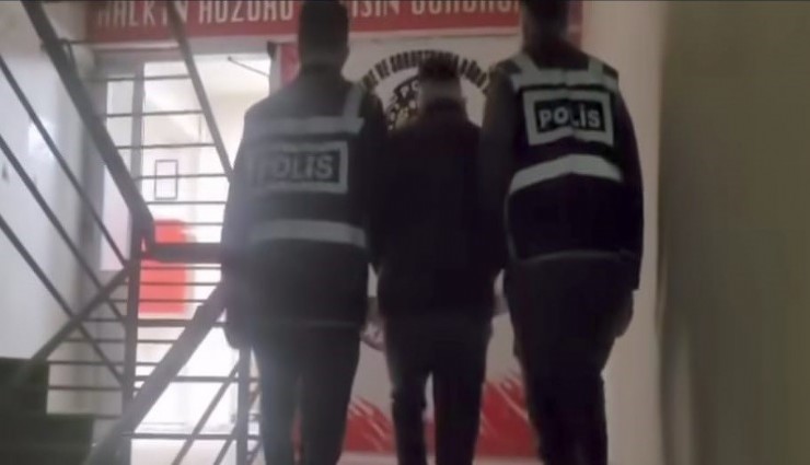 İzmir'in yağmacısı  berberde yakayı ele verdi