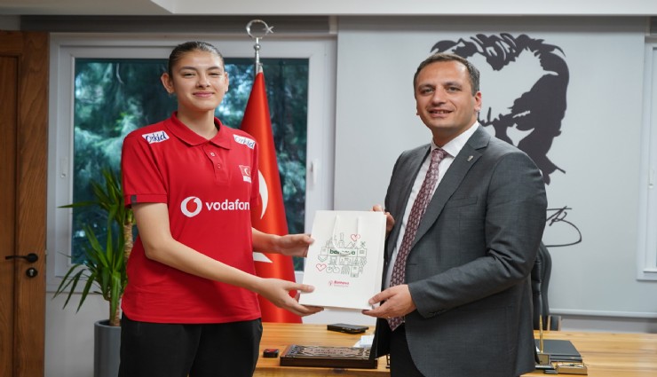 15 yaşındaki Hasret Bornova'nın gururu oldu