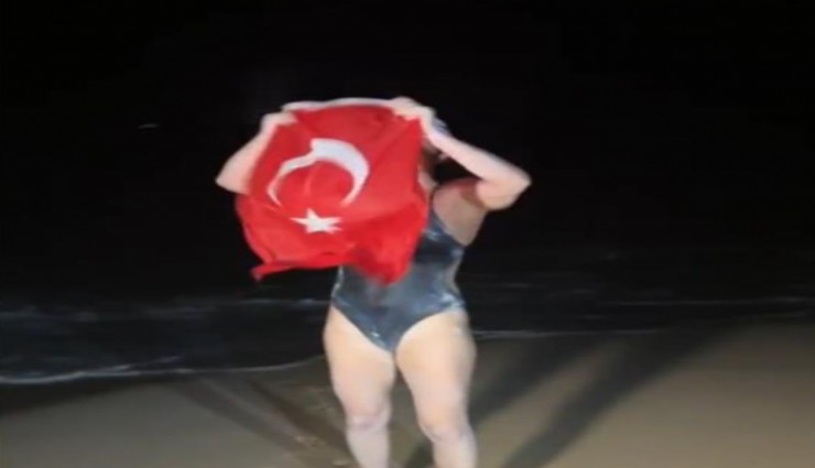 Açık deniz yüzücüsü Aysu Türkoğlu, Ka’iwi Kanalı’nı geçen en genç Türk oldu