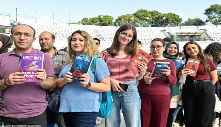Ahmet Ümit, İZKİTAP'ta müjdeyi verdi