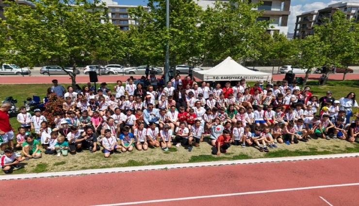 Atletizm pistinde bayram coşkusu