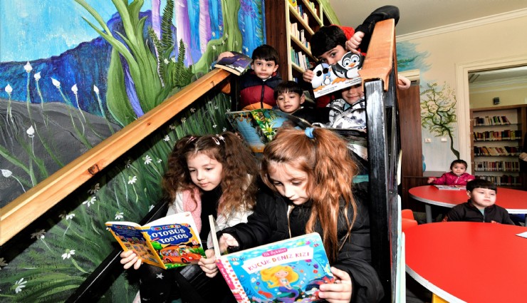 Bornova’da kitaplarla dolu renkli bir gün