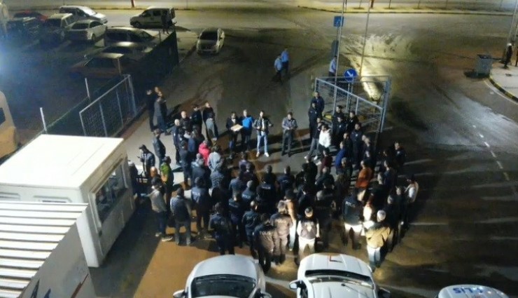 Menemen'de gümrük çalışanlarına rüşvet operasyonu