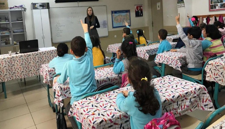 Okullarda ara tatil sonrası ilk ders zili çaldı