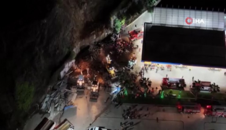 Samsun'da facia: Akaryakıt istasyonundaki heyelanda baba ve 2 çocuğu hayatını kaybetti, anne yaralandı