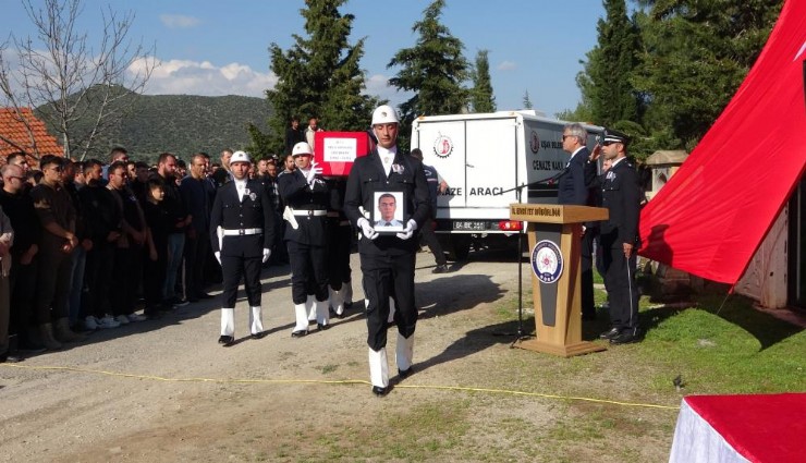 Şehit Polis Memuru Zeki Bacak, Uşak'ta son yolculuğuna uğurlandı