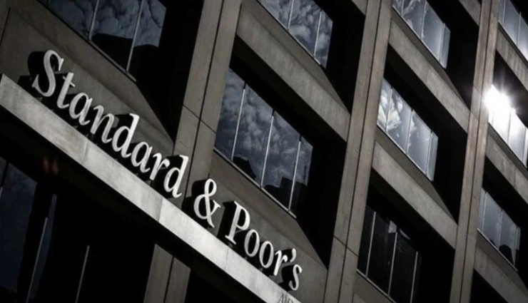 Standard and Poor's Türkiye'nin kredi notunu değiştirmedi