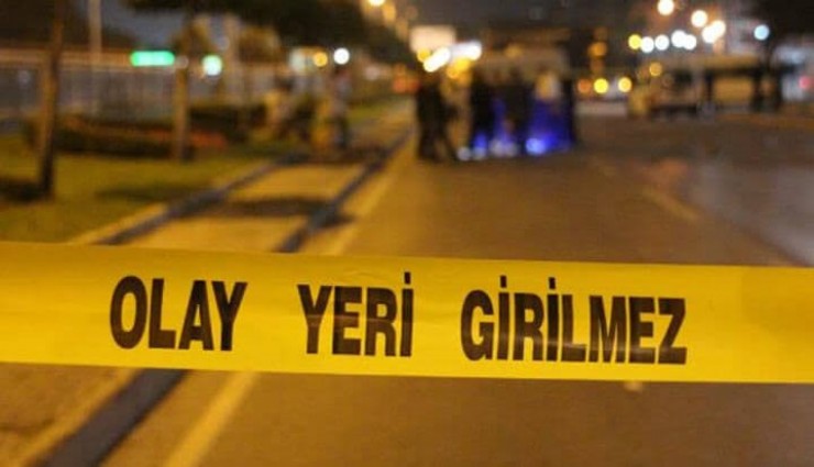 Afyonkarahisar'da aydınlatma direğine çarpan otomobil sürücüsü hayatını kaybetti
