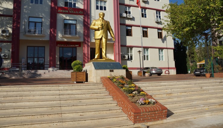 Aydın'da vali yardımcıları ve kaymakamlar değişti