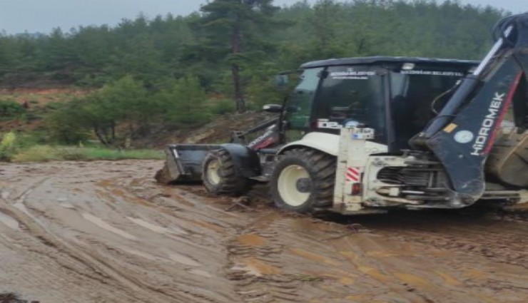 Bozdoğan’da yağış nedeniyle heyelan meydana geldi