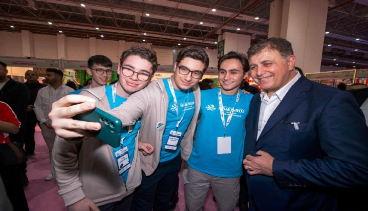 Cumhuriyet’in genç tasarımcıları İzmir’de buluşuyor