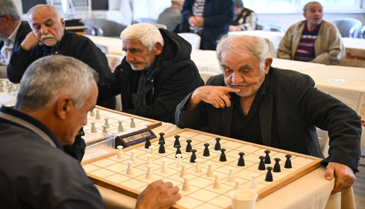 Damada uluslararası buluşma