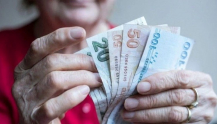 Emekliler yüzde 13,36'lık zammı garantiledi