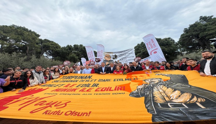 İzmir’de 1 Mayıs kutlamaları başladı