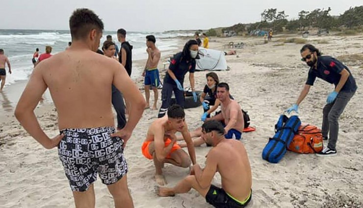 İzmir’de denize giren genç boğuldu