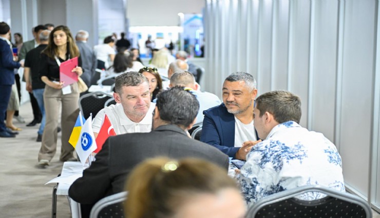 İzmir'de temiz enerji zirvesi: 3. WENERGY Expo'ya dünya akın etti
