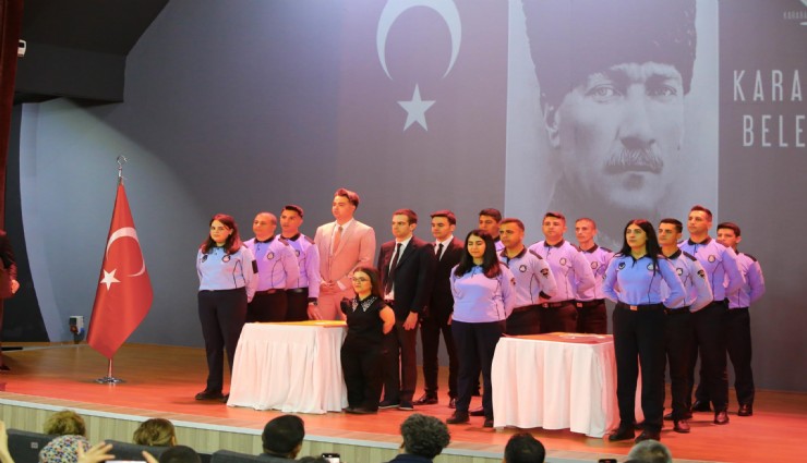 Karabağlar Belediyesi’nde aday memurlar yemin etti